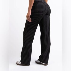 VINTAGE LULULEMON ATHLETICA SIZE 12 WIDE LEGGED PINSTRIPE PANTS